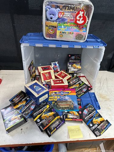 Lot #237 (1 of 8)