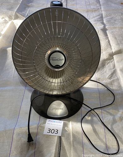 Lot #303 (1 of 4)