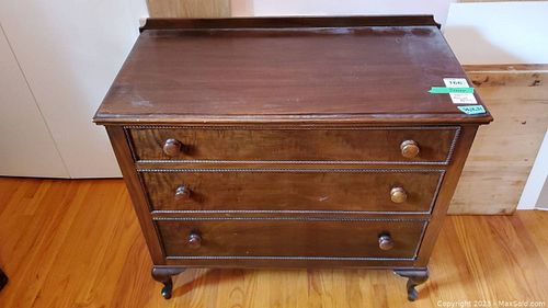 Lot #166 (1 of 16)
