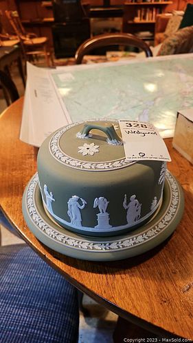 Lot #328 (1 of 8)