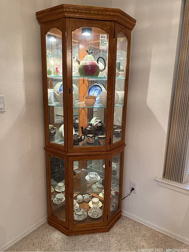 Lot #484 (1 of 10)