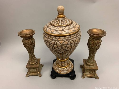 Lot #239 (1 of 8)