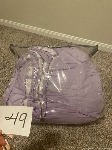 Lot #49 (1 of 1)