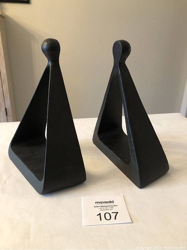 Lot #107 (1 of 9)