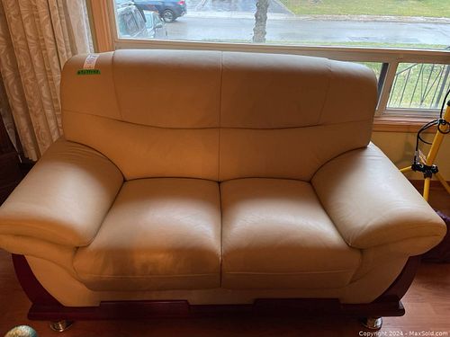 Lot #716 (1 of 12)