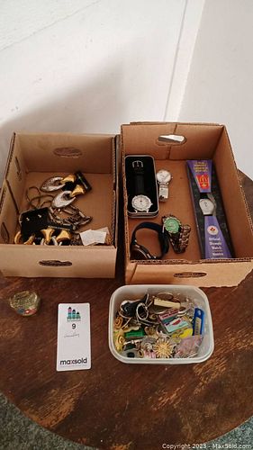 Lot #9 (1 of 6)