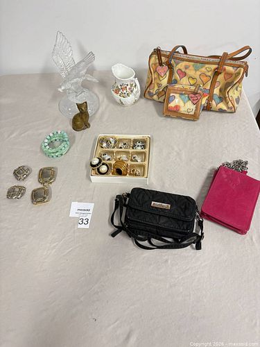 Lot #33 (1 of 4)