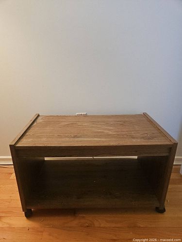 Lot #30 (1 of 3)