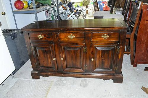 Lot #0704 (1 of 12)