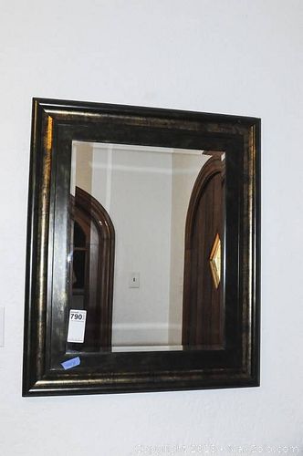 Lot #0790 (1 of 5)