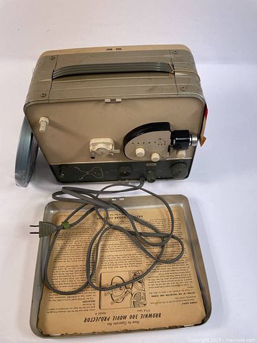 Kodak Brownie 300 8mm movie projector Maxsold