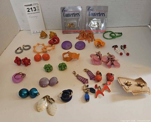 Lot #213 (1 of 10)