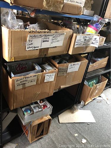 Lot #0022 (1 of 12)