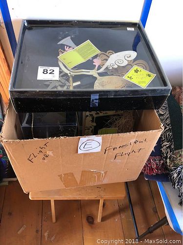 Lot #0082 (1 of 10)