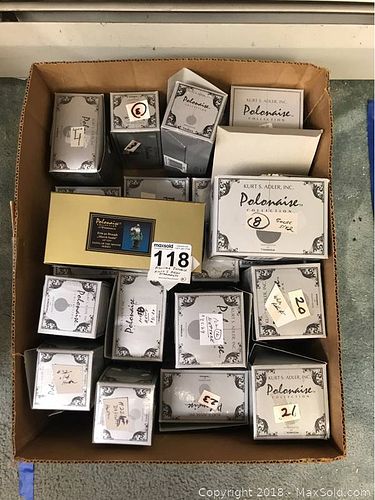 Lot #0118 (1 of 17)