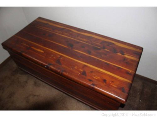 Lot #0344 (1 of 10)