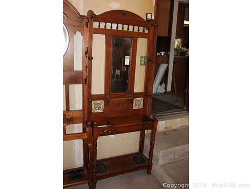Lot #0412 (1 of 11)