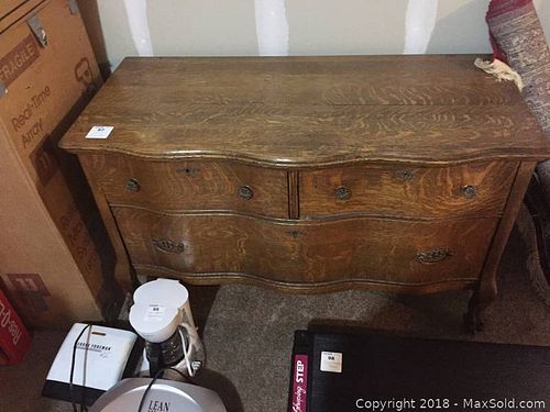 Lot #0097 (1 of 6)