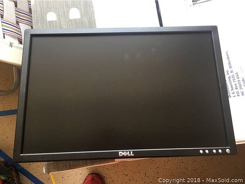 Lot #0299 (1 of 11)