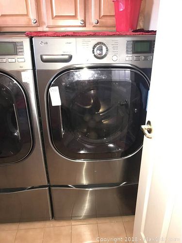 Lot #0510 (1 of 8)