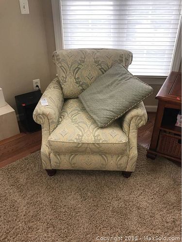 Lot #0518 (1 of 7)