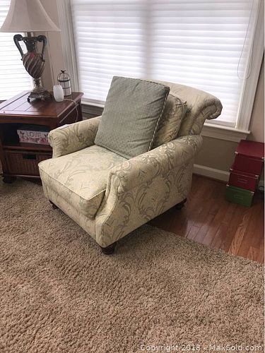 Lot #0519 (1 of 7)