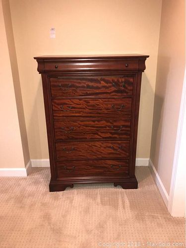 Lot #0590 (1 of 5)