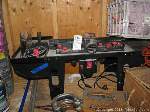 Lot #0815 (1 of 9)