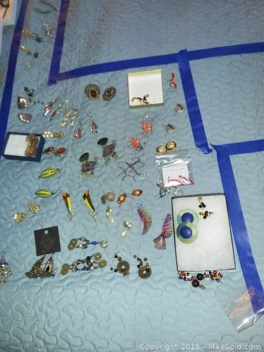 Lot #0949 (1 of 18)