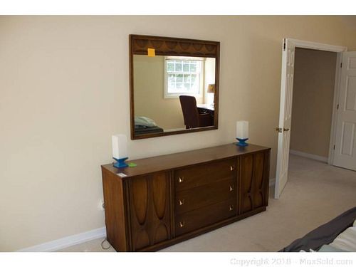 Lot #0512 (1 of 13)