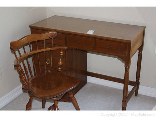 Lot #0522 (1 of 13)