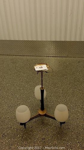 Lot #0010 (1 of 4)