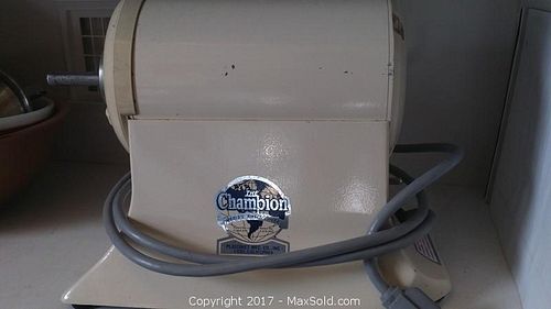 Lot #0012 (1 of 5)