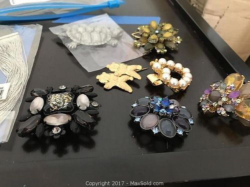 Lot #0197 (1 of 7)