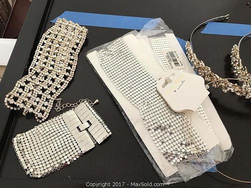 Lot #0204 (1 of 6)
