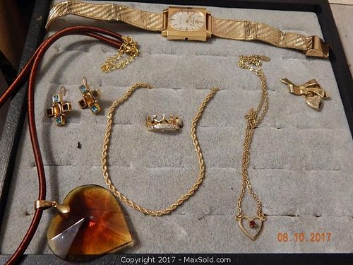 Lot #0386 (1 of 10)