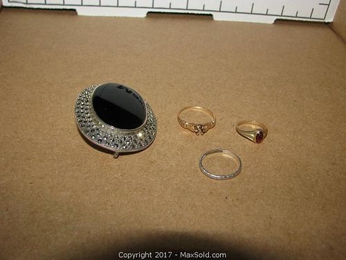 Lot #0324 (1 of 6)