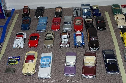 Lot #0418 (1 of 8)