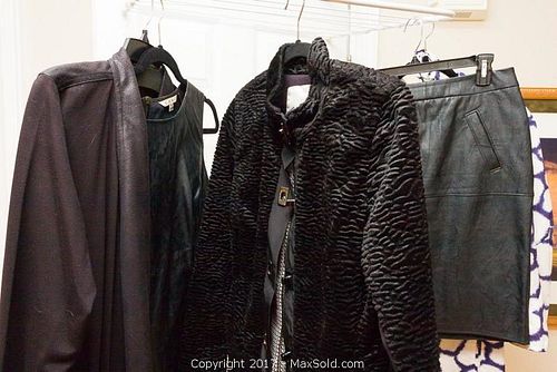 Lot #0050 (1 of 10)