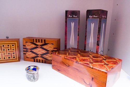 Lot #0129 (1 of 5)