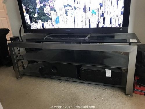 Lot #0179 (1 of 2)