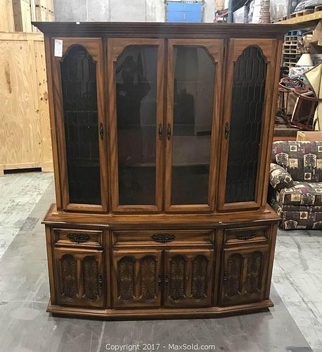 Lot #0716 (1 of 9)