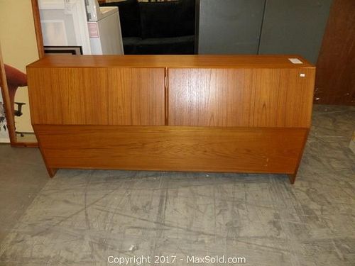 Lot #0731 (1 of 7)