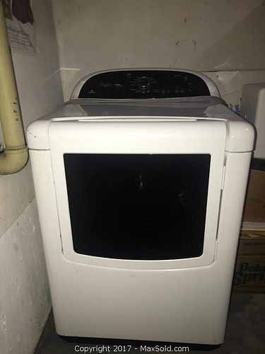 Lot #0084 (1 of 7)