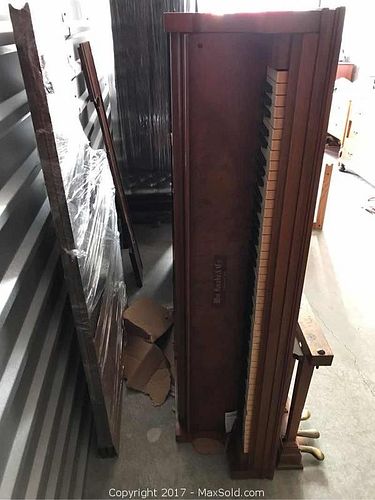 Lot #0016 (1 of 11)