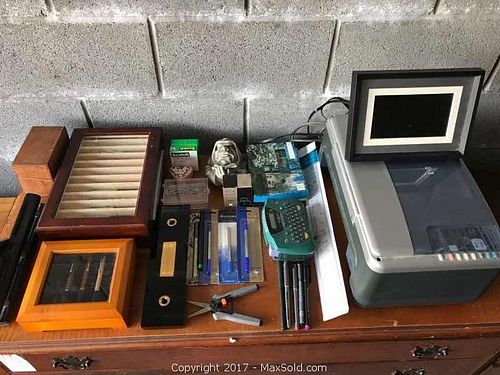 Lot #0020 (1 of 8)