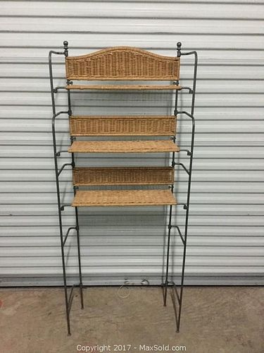 Lot #0015 (1 of 10)