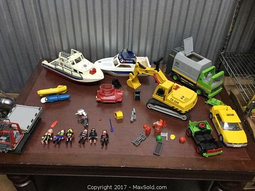 Lot #0064 (1 of 7)