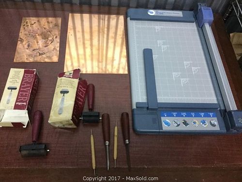 Lot #0077 (1 of 7)
