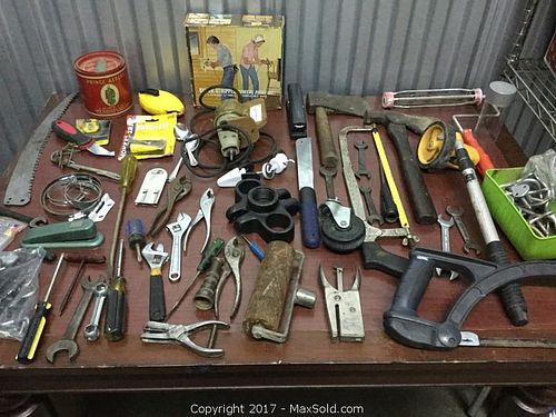 Lot #0109 (1 of 8)